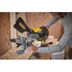 INGLETEADORA 7.1/4" 20V S/BAT SCM701-B2 STANLEY